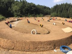萌宝们将正在贵州普安参取全国儿童滑步车
